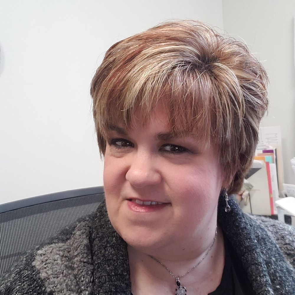 Meet your Posher, Laura